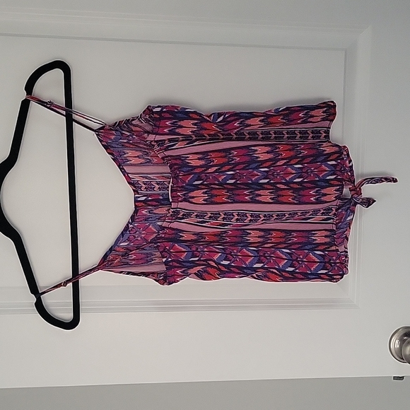 Garage Button/Tie Front Top - Picture 2 of 6